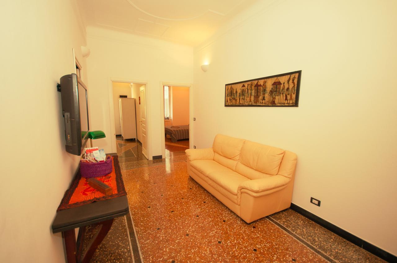 Perdiana House Apartment Генуа Екстериор снимка