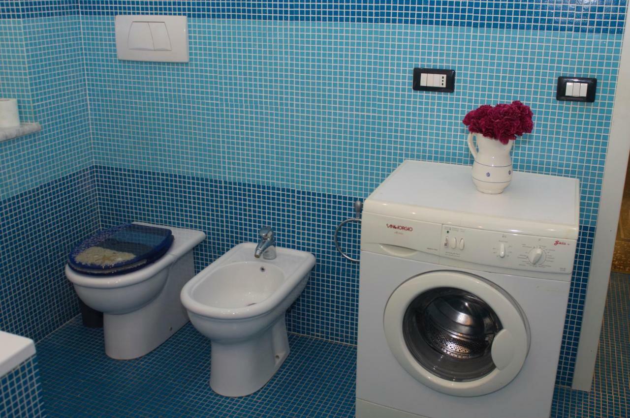 Perdiana House Apartment Генуа Екстериор снимка
